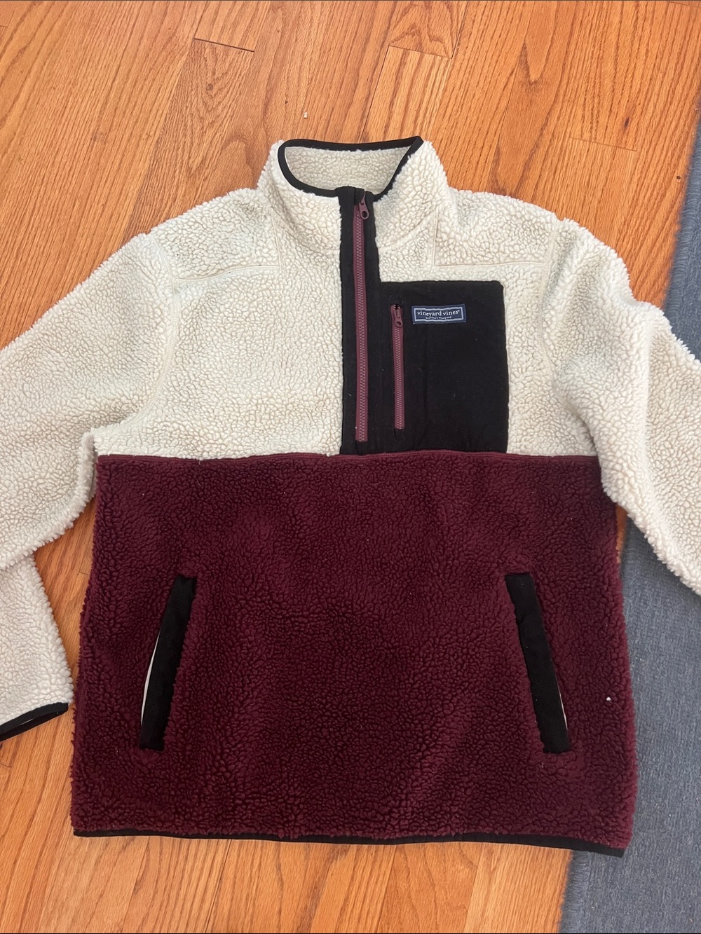 Vineyard Vines Mens Super Shep Sherpa Pullover Jacket - Cream & Burgundy Large